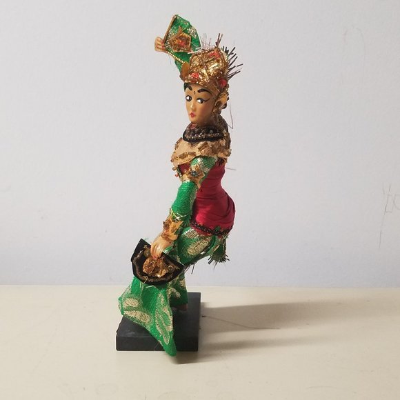 Legong Khaton Bali Dancer Figurine - Picture 7 of 10